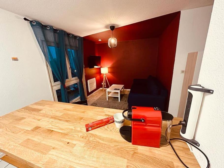Апартаменти Studio Centre Avec Wifi Мюлуз Екстер'єр фото